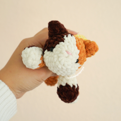 Itty Bitty Kitty (no-sew) amigurumi pattern by Curiouspapaya