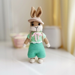 Spring Bunnies amigurumi pattern by Fluffy Tummy