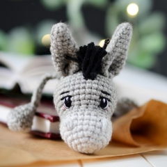 Herbert - donkey bookmark amigurumi pattern by Plączenitka