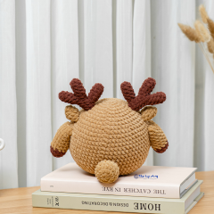 Baby Deer amigurumi by The Loop Story