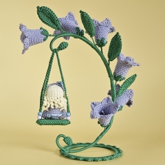 Flower children - Little-Bell Bellf amigurumi by SaphirhaseDesign