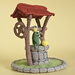 The Frog King - Amigurumi amigurumi by SaphirhaseDesign