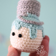 Drippy the aspiring Easter egg amigurumi by LikeALigerCrochet