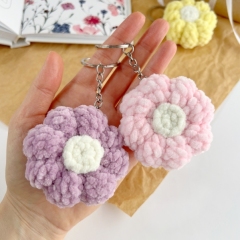 Flower plush keychain amigurumi by AmiGuide