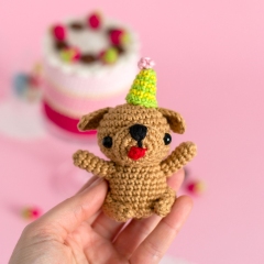 A Puppy in a Cake amigurumi by airali design