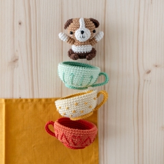 A Puppy in a Teacup amigurumi pattern by airali design