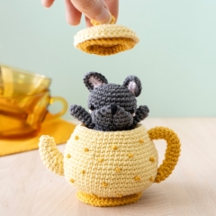 A Puppy in a Teapot amigurumi pattern by airali design
