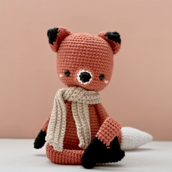 Rufus, the Fox amigurumi pattern by Amour Fou