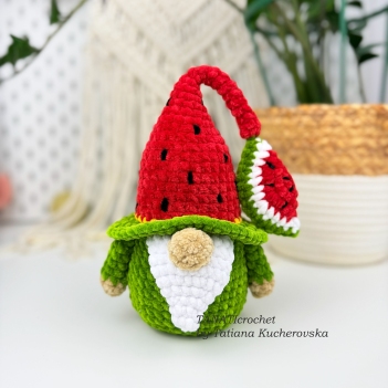 Summer Gnome Watermelon amigurumi pattern by TANATIcrochet