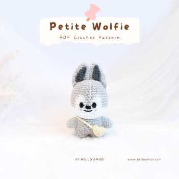 Petite Wolfie Crochet Pattern amigurumi pattern by Hello Amijo