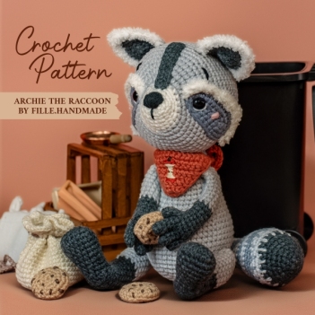Archie the Raccoon amigurumi pattern by FILLE handmade