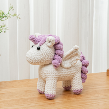 Unicorn  amigurumi pattern by The Loop Story