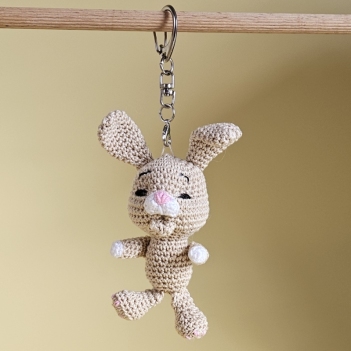 Keyring Stups the little rabbit  amigurumi pattern by SaphirhaseDesign