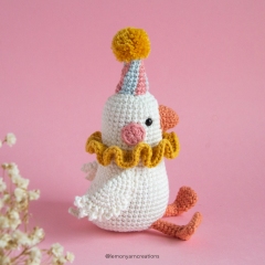 Party Goose amigurumi by Lemon Yarn Creations