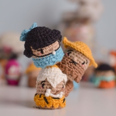 The mini Flintstones  amigurumi by O Recuncho de Jei