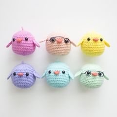 Chubby Spring Chicks amigurumi by A Menagerie of Stitches