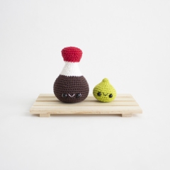 Mini Sushi Set amigurumi pattern by A Menagerie of Stitches