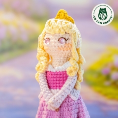 Aurora mini doll amigurumi pattern by Co Tam Crafts