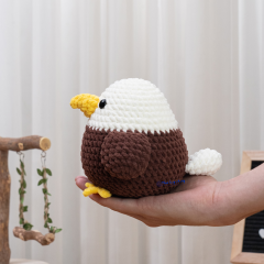 Bald Eagle  amigurumi pattern by The Loop Story
