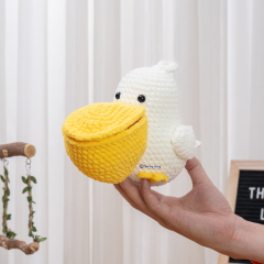 Pelican Bird  amigurumi by The Loop Story