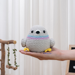 Pigeon Bird amigurumi pattern by The Loop Story