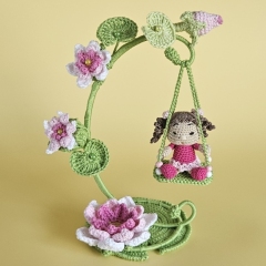 Flower Child - Yareli Water Lily amigurumi pattern by SaphirhaseDesign