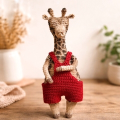 Giraffe with Surfboard amigurumi pattern by Crochery