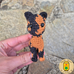 Koura the Tiny Tortoiseshell Cat amigurumi by Neith Sand Crochet