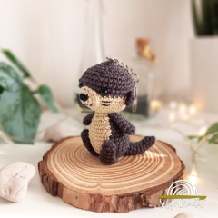Otter Keychain Charm amigurumi pattern by SefyCrochet