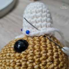 Cerys the Corgi amigurumi pattern by Little Green Bear