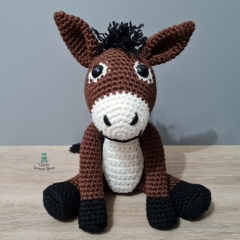 Dennis the Donkey amigurumi pattern by Little Green Bear