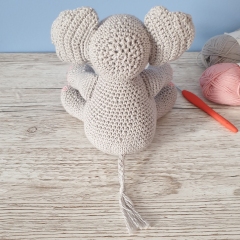 Eva the Elephant amigurumi by Little Green Bear