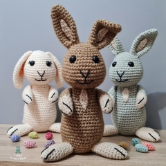 Rodney the Rabbit amigurumi pattern by Little Green Bear