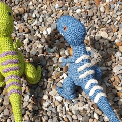 Ronnie the Raptor amigurumi pattern by Little Green Bear
