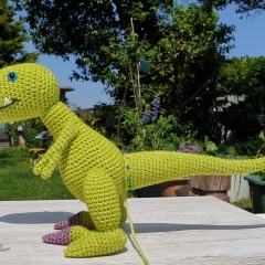 Ronnie the Raptor amigurumi pattern by Little Green Bear