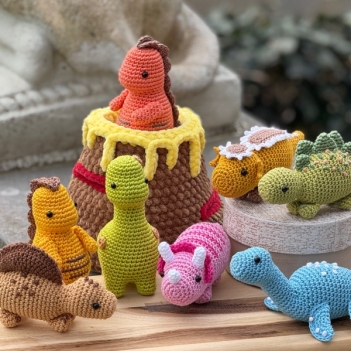 Mini Dinosaurs amigurumi pattern by RNata