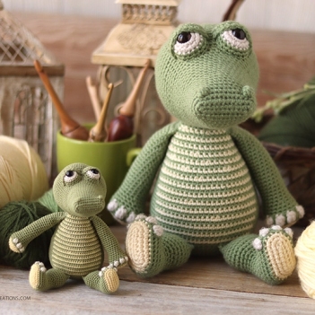 Alligator amigurumi pattern by Jen Hayes Creations