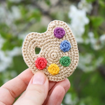 Palette amigurumi pattern by Mariia Zhyrakova