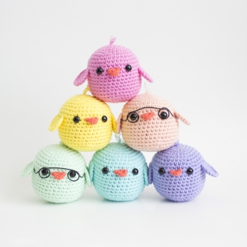 Chubby Spring Chicks amigurumi pattern by A Menagerie of Stitches