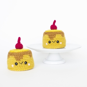Pineapple Upside Down Cake amigurumi pattern by A Menagerie of Stitches