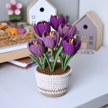 Crocus in a Pot amigurumi pattern by apinchofcotton