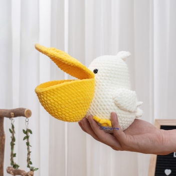 Pelican Bird  amigurumi pattern by The Loop Story
