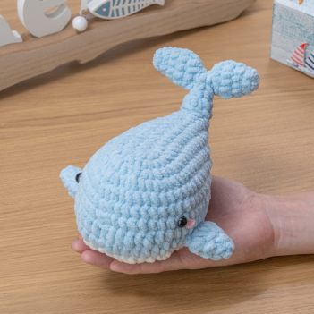 Whale amigurumi pattern by The Loop Story