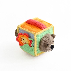 Didactic Cube amigurumi by Madelenon