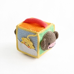 Didactic Cube amigurumi pattern by Madelenon