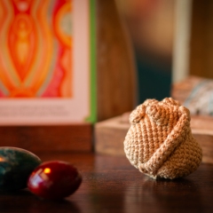 Mamaia amigurumi pattern by Ahooka