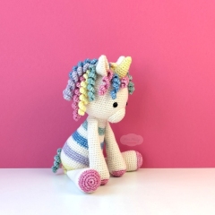 Unicorn Ella amigurumi pattern by Mrs Milly