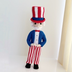 Patriotic Dolls amigurumi by Fluffy Tummy