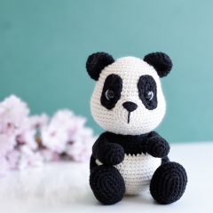 Skye the teddybear + Petra panda amigurumi pattern by Handmade by Halime