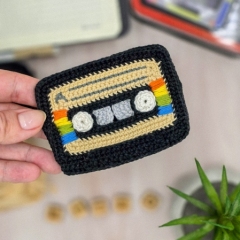 Cassette amigurumi by Mariia Zhyrakova